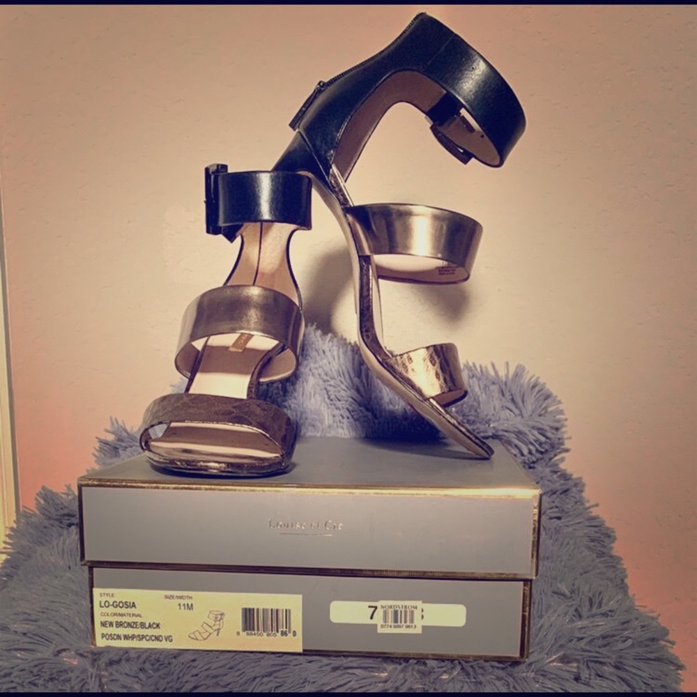 BRAND NEW Lousie et Cie 11M Heels/Pumps